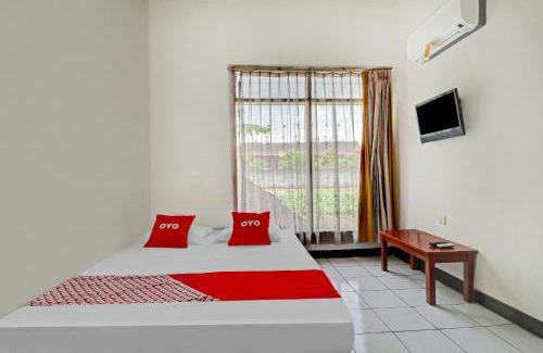 Cileunyi Hotel | OYO 90621 Pondok 23