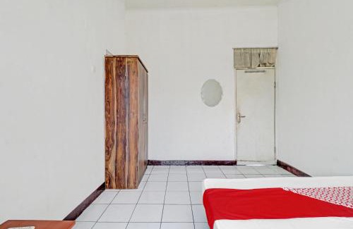 Cileunyi Hotel | OYO 90621 Pondok 23