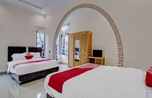 Pekanbaru Hotel | OYO 92211 Timur Raya Homestay Syariah