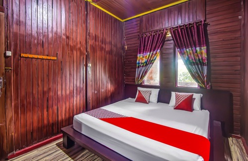 Manado City Centre Hotel | OYO 92225 Filadelfia Resto & Penginapan Near Benteng Moraya