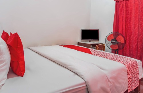 Kotabumi Hotel | OYO 93902 Guest House Pahlawan Syariah