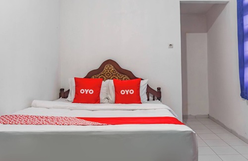 Kotabumi Hotel | OYO 93902 Guest House Pahlawan Syariah