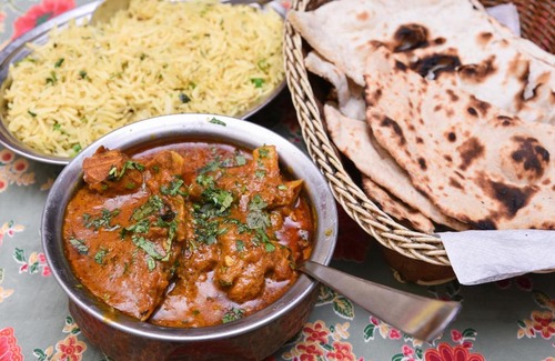 Dwarka Hotel | OYO Flagship 22976 Sector 3 Dwarka