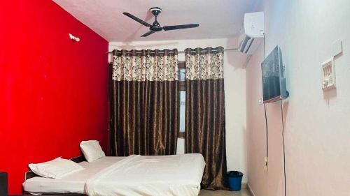 Gwalior Hotel | OYO Flagship Hotel The Fortune Vision