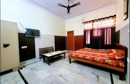 Amritsar Apartment | OYO Home Royal Villa