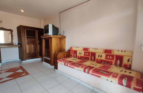 Puerto Vallarta Hotel | OYO Hotel Brisas del Pacífico