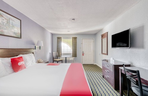 Channelview Hotel | OYO Hotel Channelview I-10