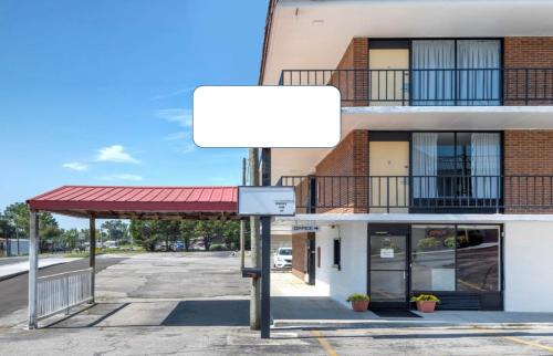 Cleveland Hotel | OYO Hotel Cleveland, TN