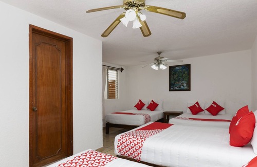 Centro Hotel | OYO Hotel Continental, Uruapan