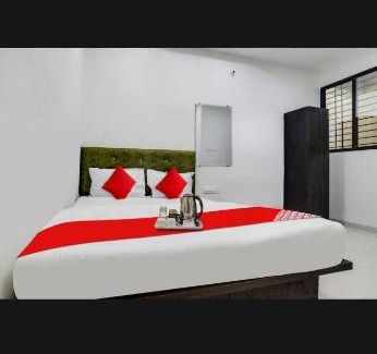 Indore Hotel | OYO Hotel Dream Sky Inn