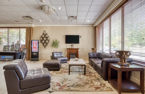 Ellendale Hotel | OYO Hotel Memphis TN I-40