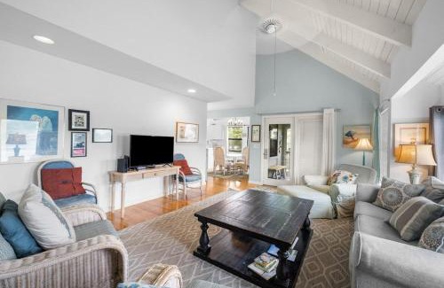 Litchfield by the Sea House | Oyster Catcher Oasis 3BR Villa Roof Top Balcony