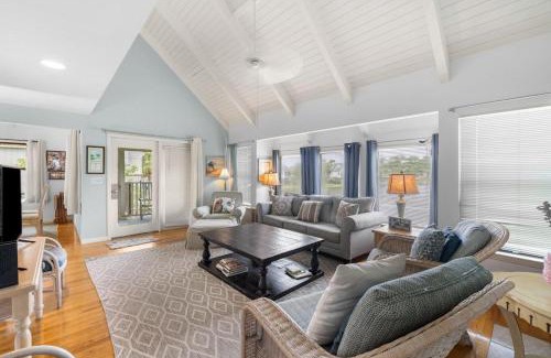 Litchfield by the Sea House | Oyster Catcher Oasis 3BR Villa Roof Top Balcony