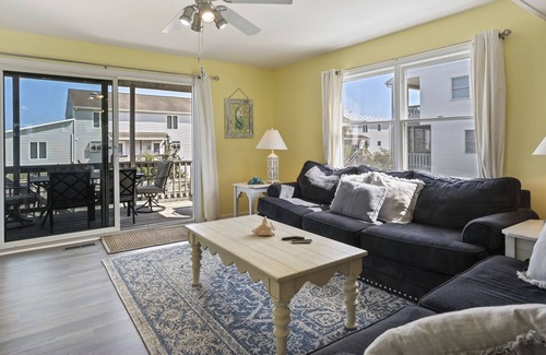 Chincoteague Cottage | Oystercatcher - Pet Friendly and Great Views!