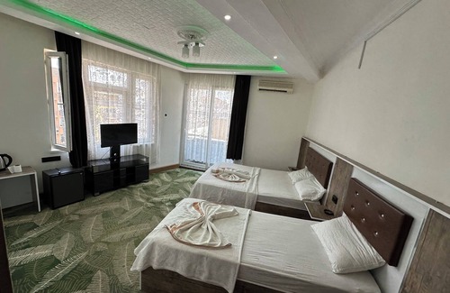Efeler Hotel | Öz Tralles otel