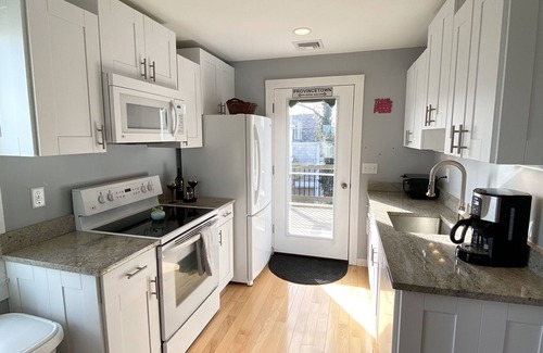 Provincetown Condo | P-Town Palace with Views