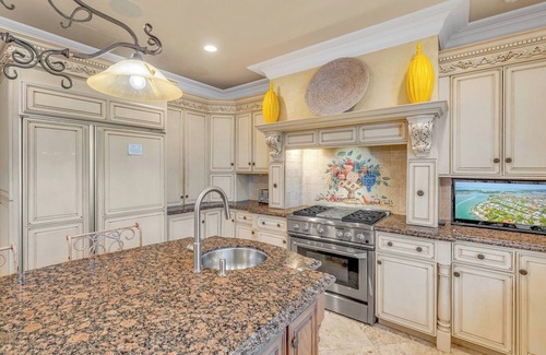 Coury House | P05 - 5 bedroom Ocean Front home with Private pool and deep water dockage.
