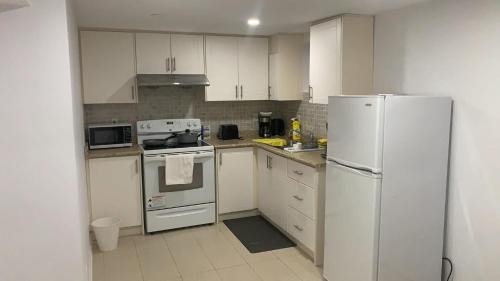 Mississauga House | P2 Cozy accommodation in Mendy