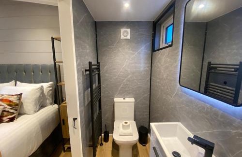 Bethesda Apartment | P59 - Riverstone with hot tub