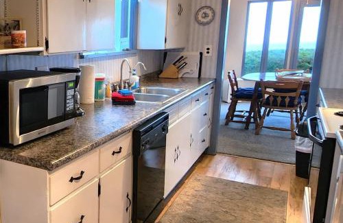 Port Angeles House | PA Crows Nest Cottage