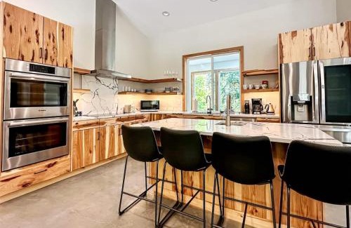 Port Angeles House | Pa Elwha Place