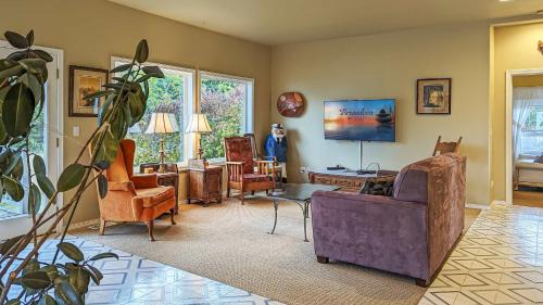 Port Angeles House | PA Harts-Desire