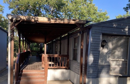 Longtown House | Pa Pa's Eufaula Waterfront Retreat