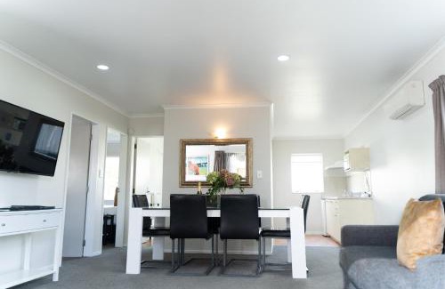 Whakatane Hotel | Pacific Coast Motor Lodge