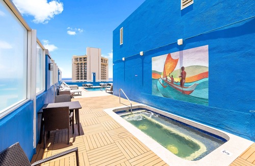 Waikiki Apartment | Pacific Monarch Condos Near Waikiki Beach w/City View & Partial Ocean View