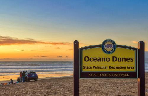 Oceano House | Pacific Plaza #603 - Salty Studio - StudioD-Q