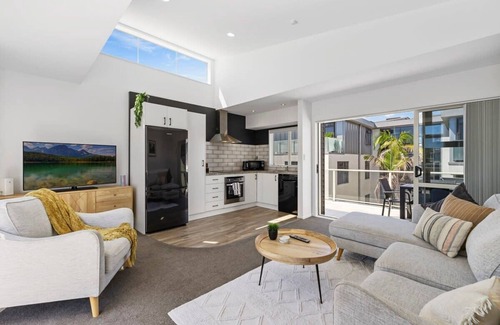 Mount Maunganui House | Pacific Waves Townhouse