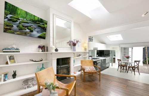 Paddington Apartment | Paddington Garden Cottage with fast Wifi