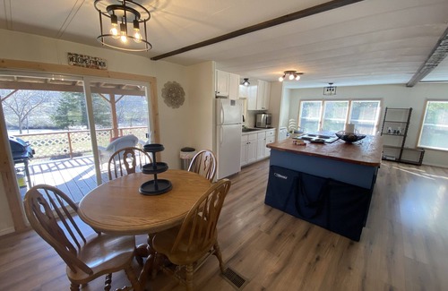 Gravois Mills House | Paddle Board Paradise w/40 acres of private hiking trails at Lake of the Ozarks