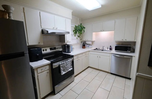 South Baton Rouge House | Padre's Place: a quiet residential home