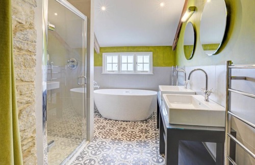 Treator Villa | Padstow House - Five Bedroom Villa, Sleeps 10