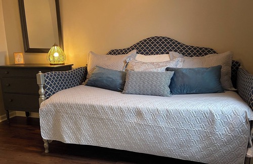 Kaler Apartment | Paducah Paddock and Pads