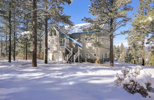 Pagosa Springs House | Pagosa Springs Family Retreat with Game Room and Views