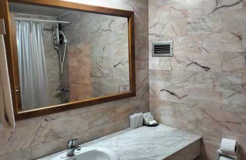 Phitsanulok Hotel | Pailyn Pitsanuloke