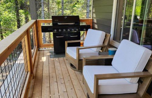 Ronald House | Paintbrush Haven