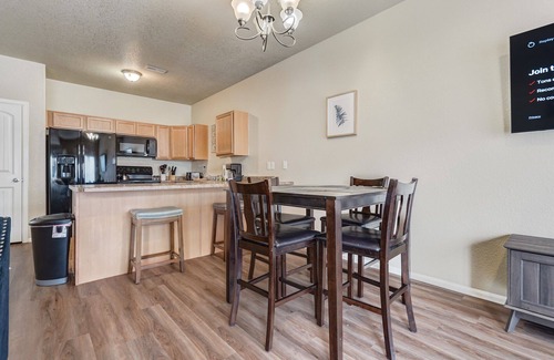 Southeast Colorado Springs House | Painted Sky Too|8 min Airport|15 min hospital