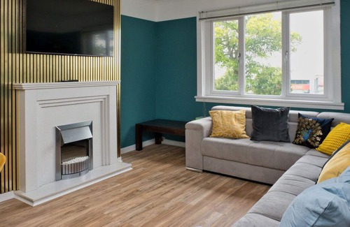 Paisley House | Paisley Haven on Renfrew Road