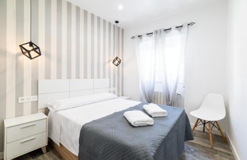 Chana Apartment | Pajaritos Suites junto a centro, estación de tren y plaza de toros