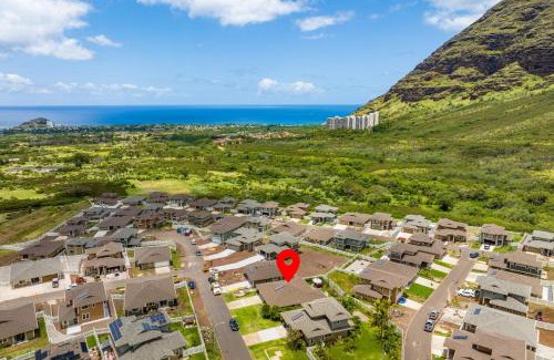 Makaha Valley House | Pakele Oahu by AvantStay 5 Min to Makaha Beach