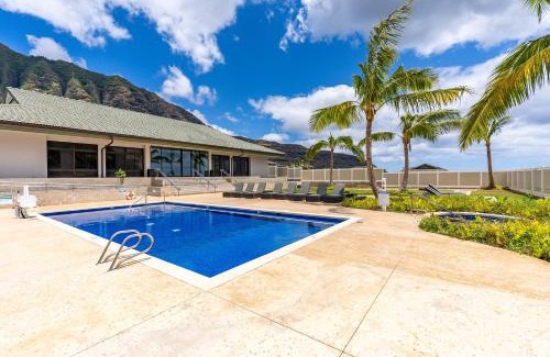 Makaha Valley House | Pakele Oahu by AvantStay 5 Min to Makaha Beach