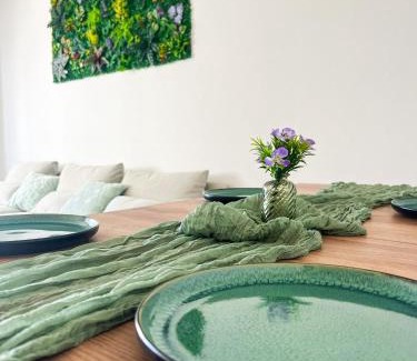 Mitte Apartment | PAKITO Kassel Zentrum - 3 Zimmer - Balkon - Top Lage - Parkplatz