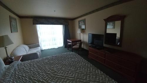 Lincoln City Hotel | Palace Inn & Suites