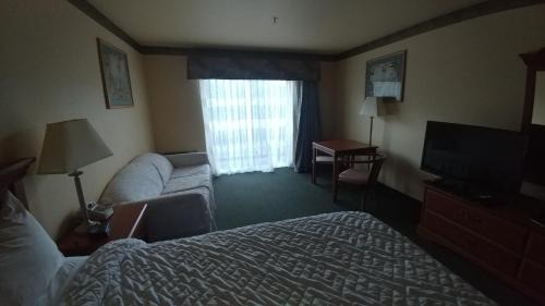 Lincoln City Hotel | Palace Inn & Suites