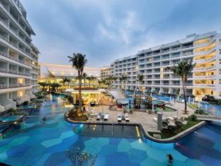 Jiyang Hotel | Palace Resort Yalong Bay Sanya
