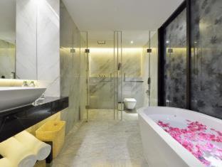 Jiyang Hotel | Palace Resort Yalong Bay Sanya