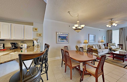 Ono Island Condo | Palacio #403 | Gulf Front Condo, Resort Amenities!